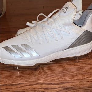 Adidas icon 4 baseball cleats